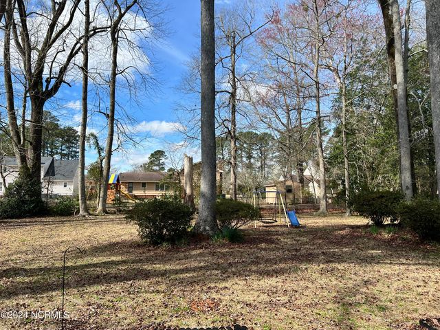 2710 Fairfax Road, Kinston, NC 28504