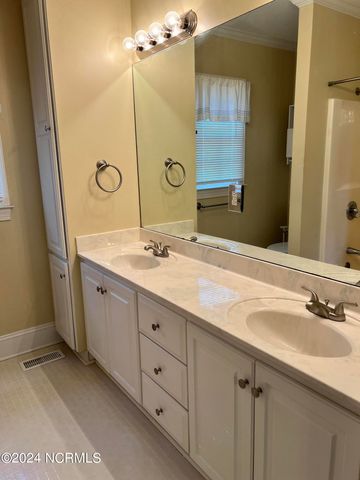 2710 Fairfax Road, Kinston, NC 28504