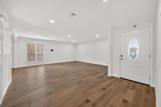 5039 Shadowridge Drive, Houston, TX 77053