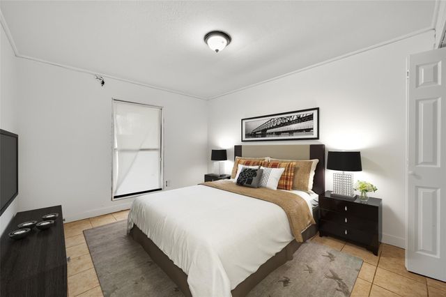 5039 Shadowridge Drive, Houston, TX 77053