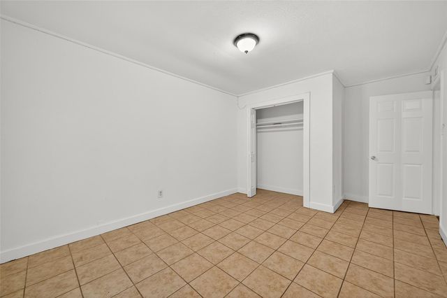 5039 Shadowridge Drive, Houston, TX 77053