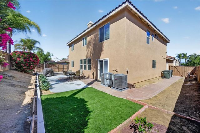 183 La Amistad, Hemet, CA 92545