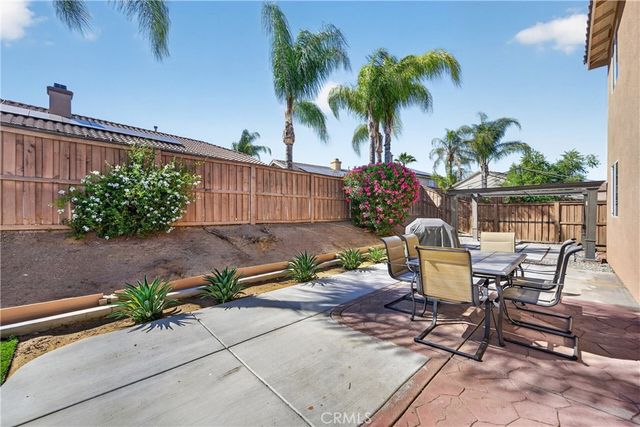 183 La Amistad, Hemet, CA 92545