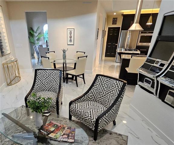 4014 Jacaranda PKWY W, Cape Coral, FL 33993