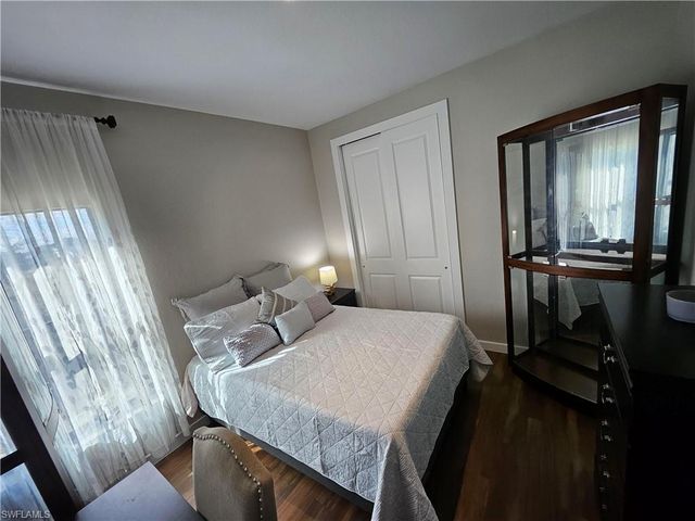 4014 Jacaranda PKWY W, Cape Coral, FL 33993