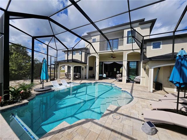 4014 Jacaranda PKWY W, Cape Coral, FL 33993