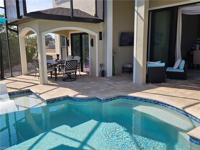 4014 Jacaranda PKWY W, Cape Coral, FL 33993