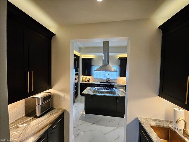 4014 Jacaranda PKWY W, Cape Coral, FL 33993