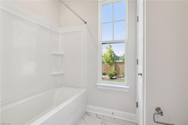 2215 Edwin DR, Chesapeake, VA 23322