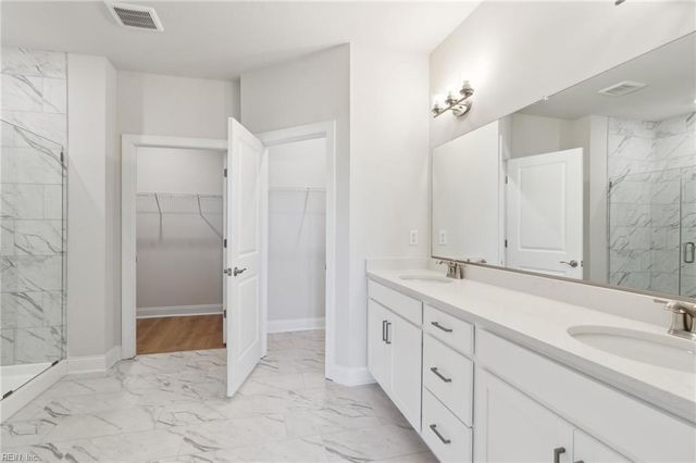 2215 Edwin DR, Chesapeake, VA 23322
