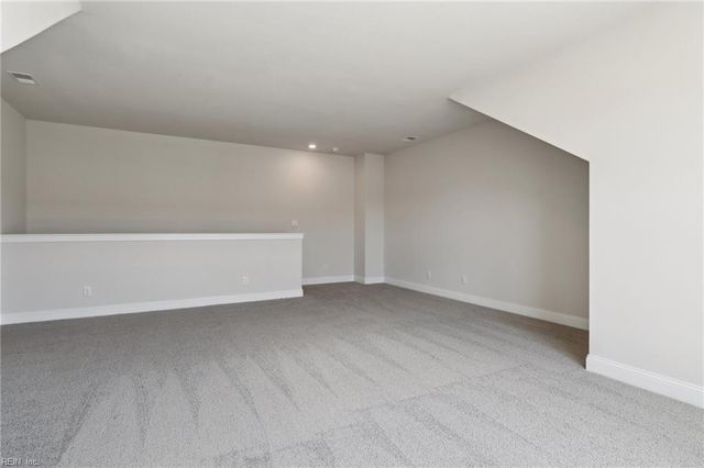 2215 Edwin DR, Chesapeake, VA 23322
