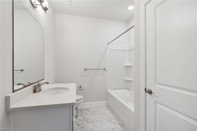 2215 Edwin DR, Chesapeake, VA 23322