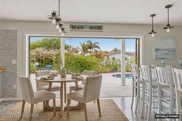 725 Puesta Del Sol Plaza, Indialantic, FL 32903