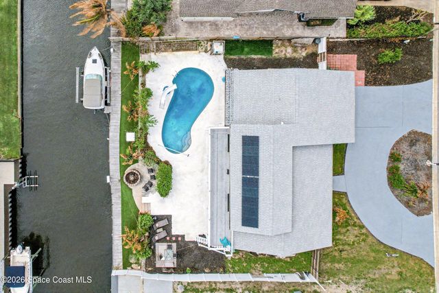 725 Puesta Del Sol Plaza, Indialantic, FL 32903
