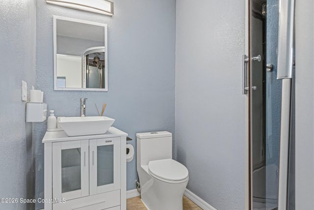 725 Puesta Del Sol Plaza, Indialantic, FL 32903