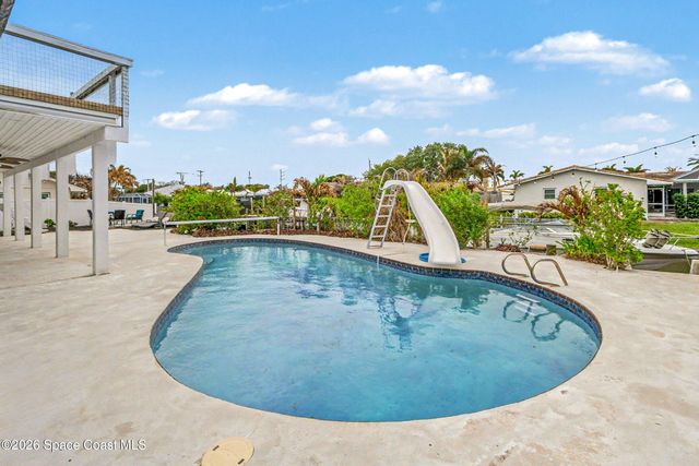 725 Puesta Del Sol Plaza, Indialantic, FL 32903