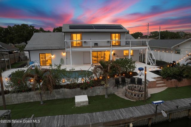 725 Puesta Del Sol Plaza, Indialantic, FL 32903