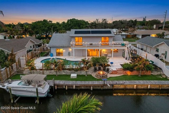 725 Puesta Del Sol Plaza, Indialantic, FL 32903