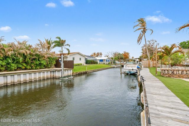 725 Puesta Del Sol Plaza, Indialantic, FL 32903