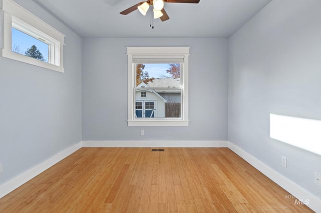 4869 W Mystic Cove Way, Garden City, ID 83714