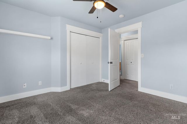 4869 W Mystic Cove Way, Garden City, ID 83714