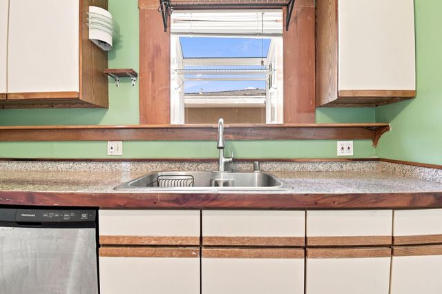 2224 Derby Street, Berkeley, CA 94705