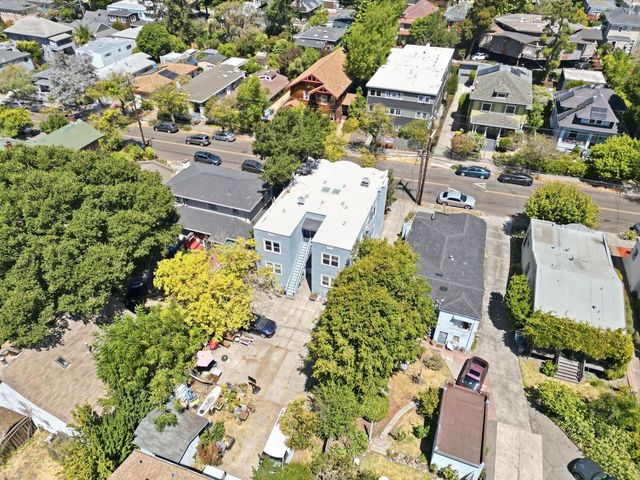 2224 Derby Street, Berkeley, CA 94705