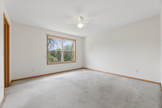 14157 43rd Avenue N, Plymouth, MN 55446