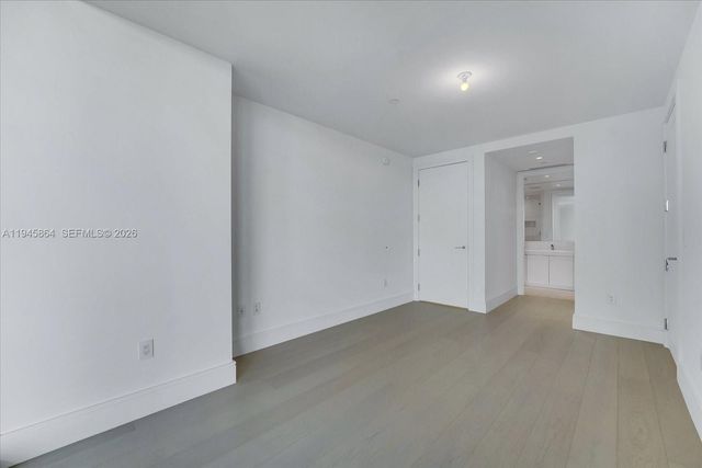 17975 Collins Ave N1801, Sunny Isles Beach, FL 33160