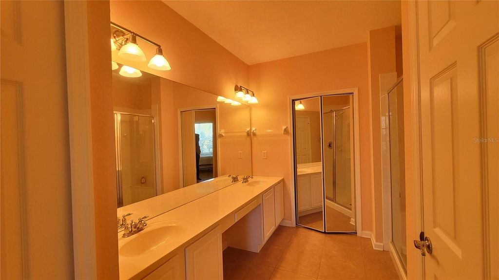 Image 13 of property listing at 328 ULRICH POINT -, Sanford, FL 32771