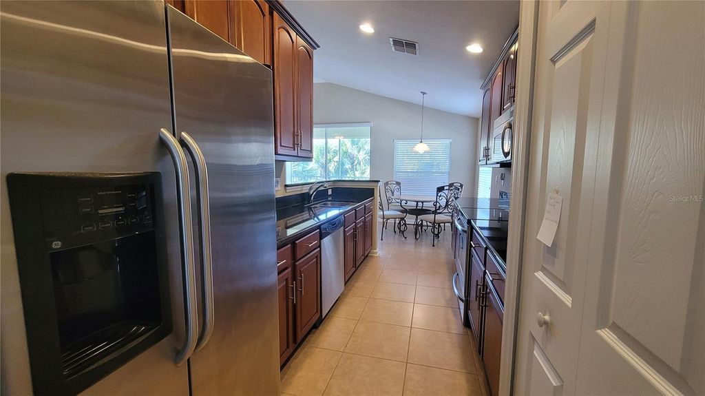 Image 4 of property listing at 328 ULRICH POINT -, Sanford, FL 32771