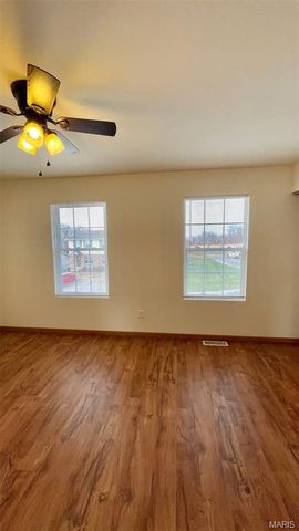 10-12 Kingston Drive, Moscow Mills, MO 63362