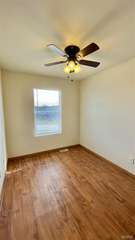 10-12 Kingston Drive, Moscow Mills, MO 63362