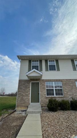10-12 Kingston Drive, Moscow Mills, MO 63362