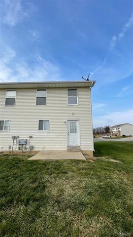 10-12 Kingston Drive, Moscow Mills, MO 63362