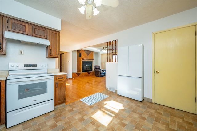 112 Rose Avenue, Des Moines, IA 50315