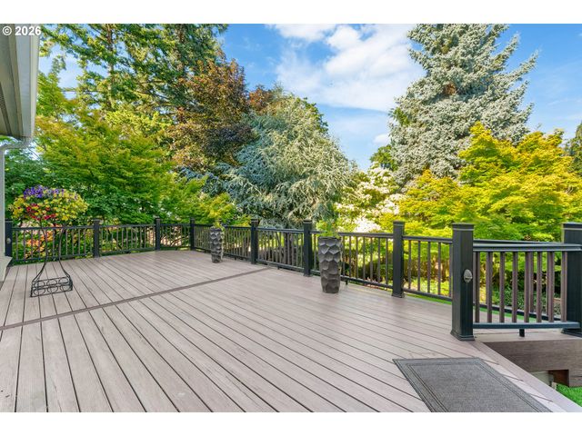 19700 Derby St, West Linn, OR 97068
