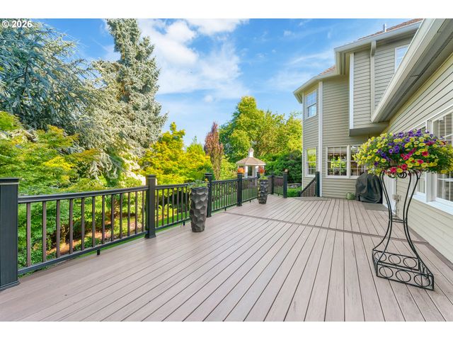 19700 Derby St, West Linn, OR 97068
