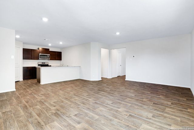 13512 Waxman Spark, San Antonio, TX 78252