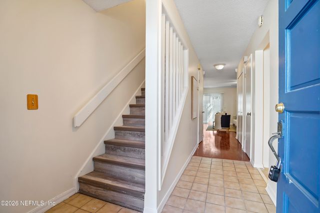 12054 COBBLEWOOD Lane N, Jacksonville, FL 32225