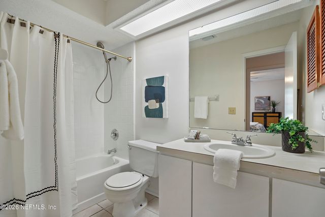 12054 COBBLEWOOD Lane N, Jacksonville, FL 32225