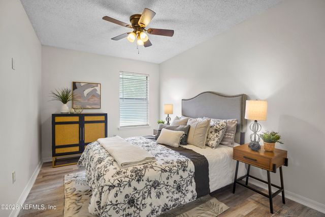 12054 COBBLEWOOD Lane N, Jacksonville, FL 32225