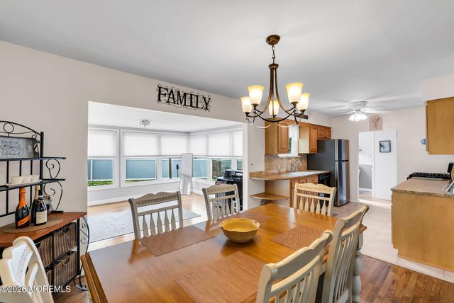 1075 Lucy Lane, Toms River, NJ 08753