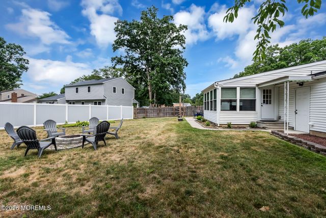 1075 Lucy Lane, Toms River, NJ 08753