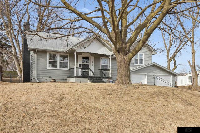 3922 N 52nd Street, Omaha, NE 68104