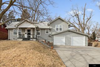 3922 N 52nd Street, Omaha, NE 68104