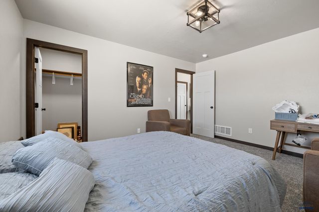 24005 BRIDLE RIDGE CT, Rapid City, SD 57701