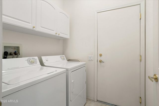 16518 W LONE TREE Court, Surprise, AZ 85374