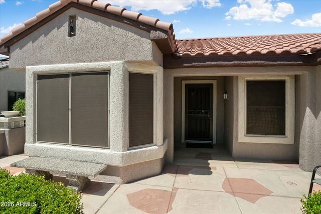 16518 W LONE TREE Court, Surprise, AZ 85374