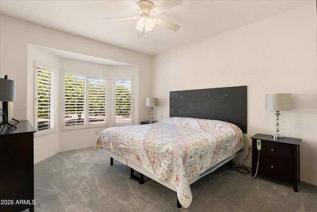 16518 W LONE TREE Court, Surprise, AZ 85374